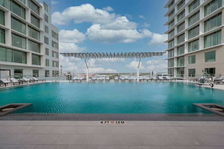 Pool 33 of 93